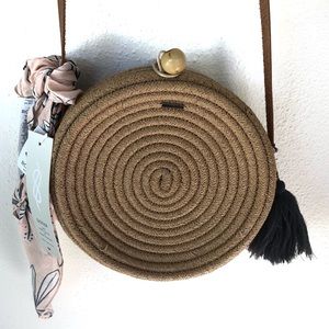 Roxy, Sisters, circle purse